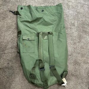 Military Duffel Bag USGI OD Green Nylon Carry Straps Army Duffel bag adjustable